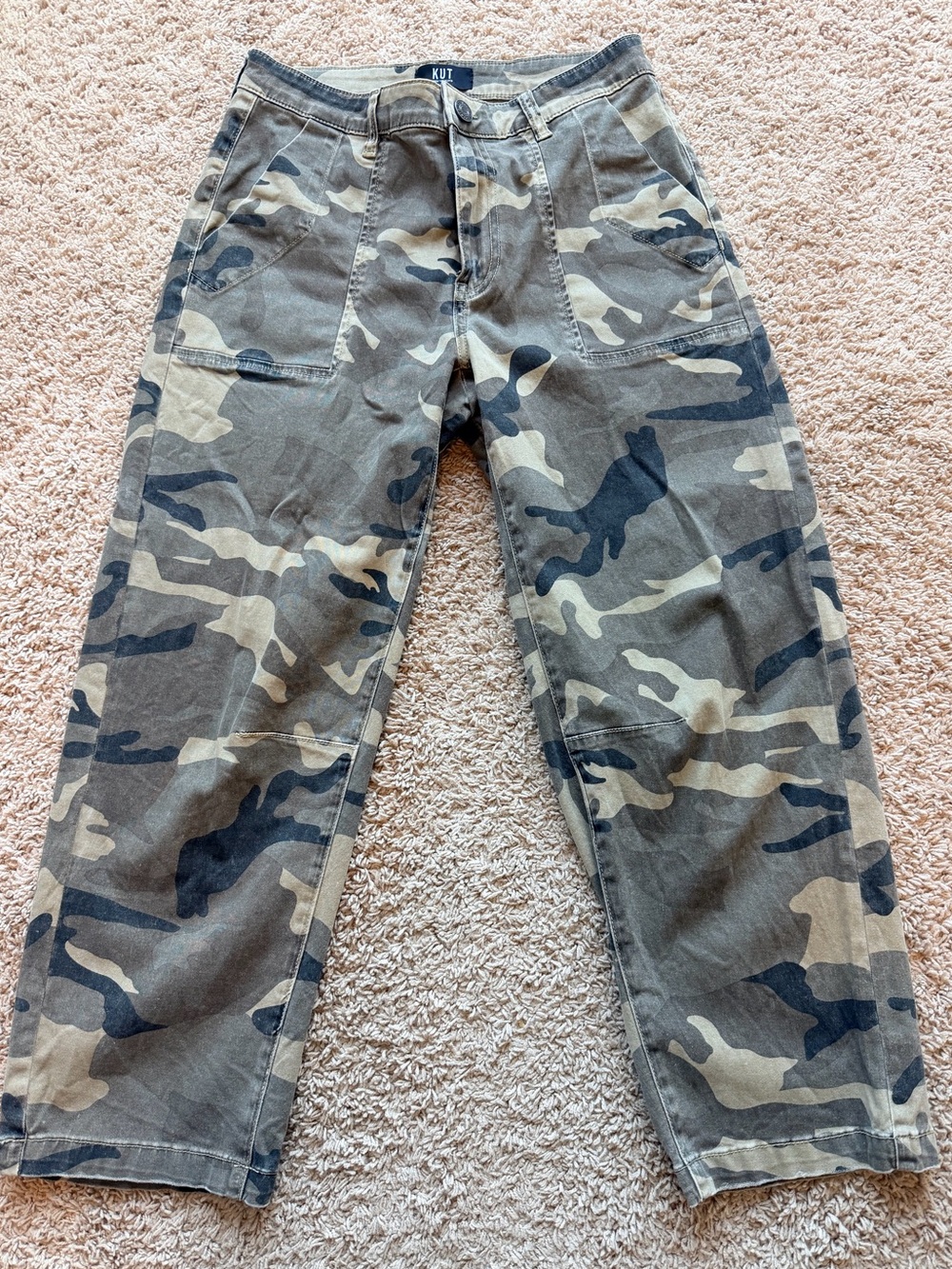 KUT From The Kloth Kaya High Rise Camo Straight Leg Pants Size 4